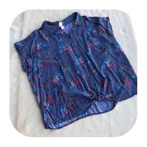 3/$10 No Boundaries 3XL women’s blouse